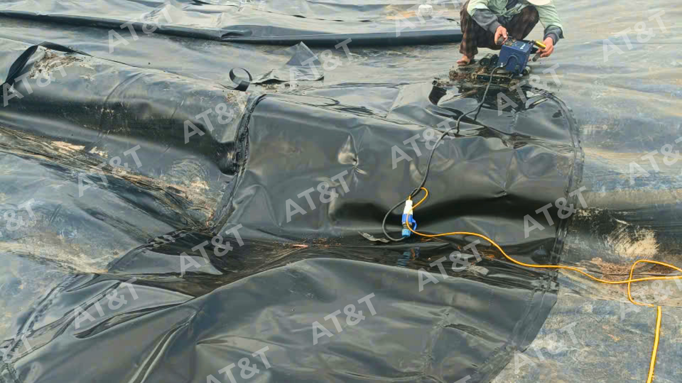 Mối hàn màng HDPE